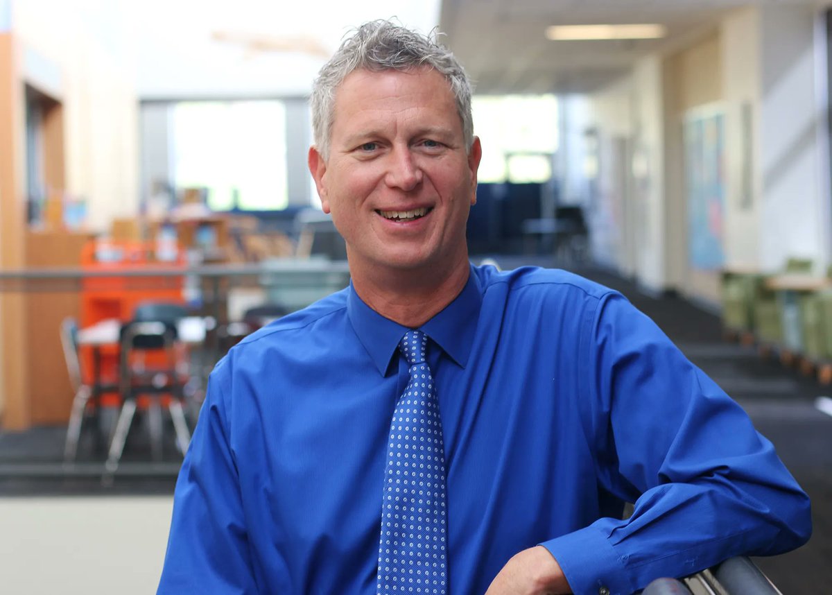 BSDEaglesMO's tweet photo. Please join us in welcoming Dr. Doug Wehner as the next principal of Brentwood Middle School! Dr. Wehner is a skilled instructional leader with more than 25 years of experience as a teacher and school administrator.

Learn more about Dr. Wehner here: https://t.co/xAqXWh3GF2 https://t.co/iHUEBskB4v