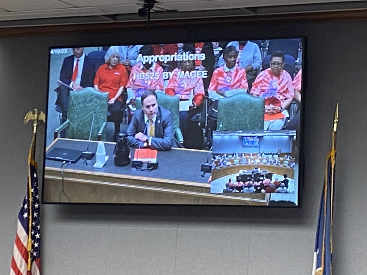 AARPLouisiana's tweet photo. HB 525 passed favorably in Appropriations today. This is a great step toward helping seniors remain at home as they age. Special thx to @TannerDMagee @tbacala2 @RepJasonHughes, the entire Appropriations Cmte. &amp; our amazing volunteers! #lalege #lagov @LiveAtHomeLA @andrewmuhl https://t.co/oy9fDKqxwZ