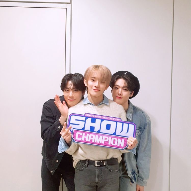 you will always be in our hearts.  rest in peace moonbin, ddankongmin forever 💗