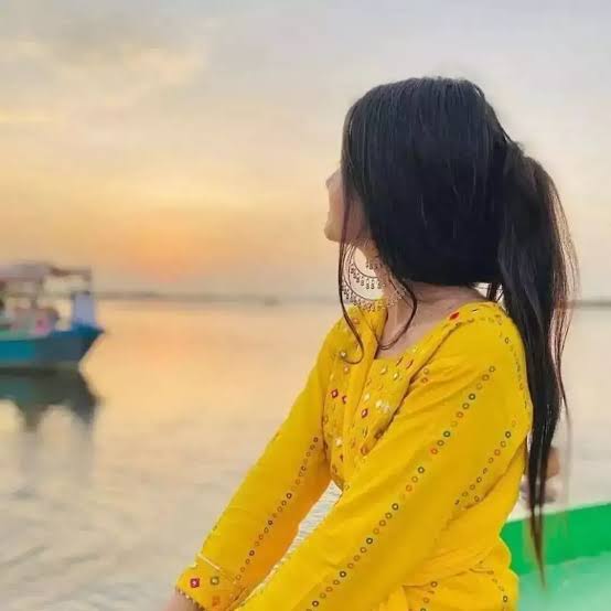 Masoommang38580's tweet photo. #Alone #sadness #Tanhi 
اب تو خوشی کا غم ہے نہ غم کی خوشی مجھے 
بے حس بنا چکی ہے بہت زندگی مجھے https://t.co/EwxOhw68nj