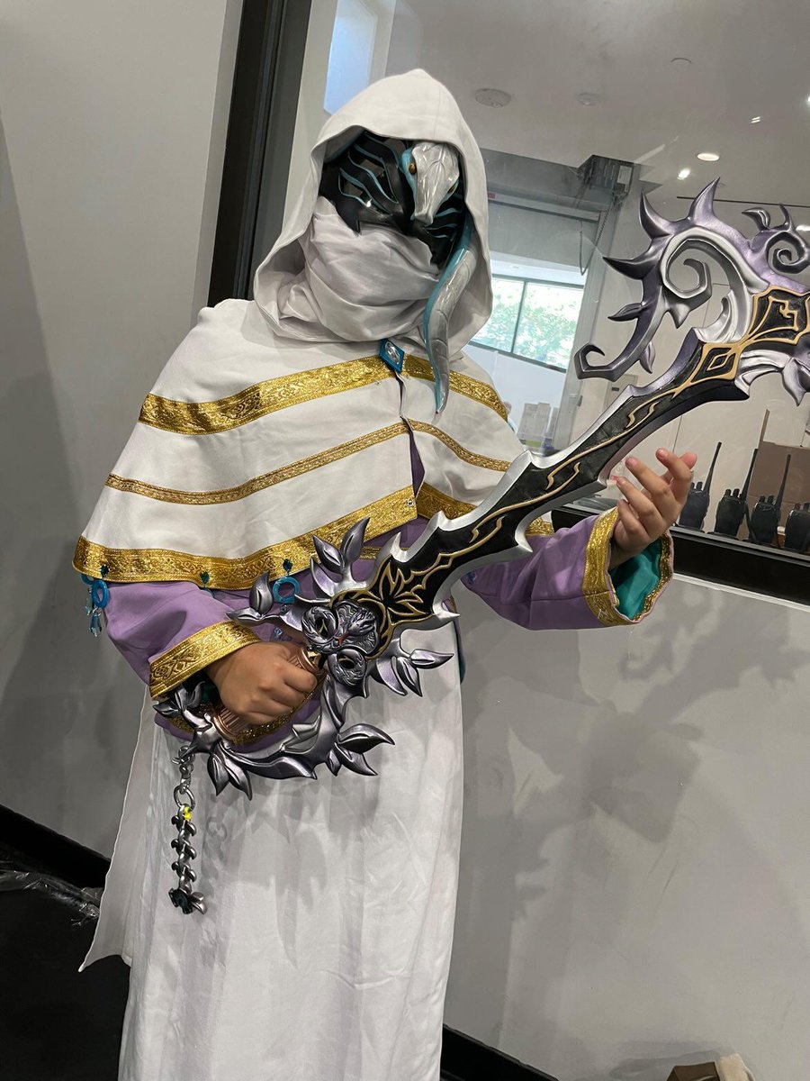 AlarmWhale's tweet photo. QRT the character & how you cosplayed them
Foreteller Inivi From KHUX
I still need to get an actual photoshoot with this. Credits in the replies! #SquareEnixart #foretellerinvi #KHUX #kingdomhearts #cosplay https://t.co/AvG1wiBZ2B