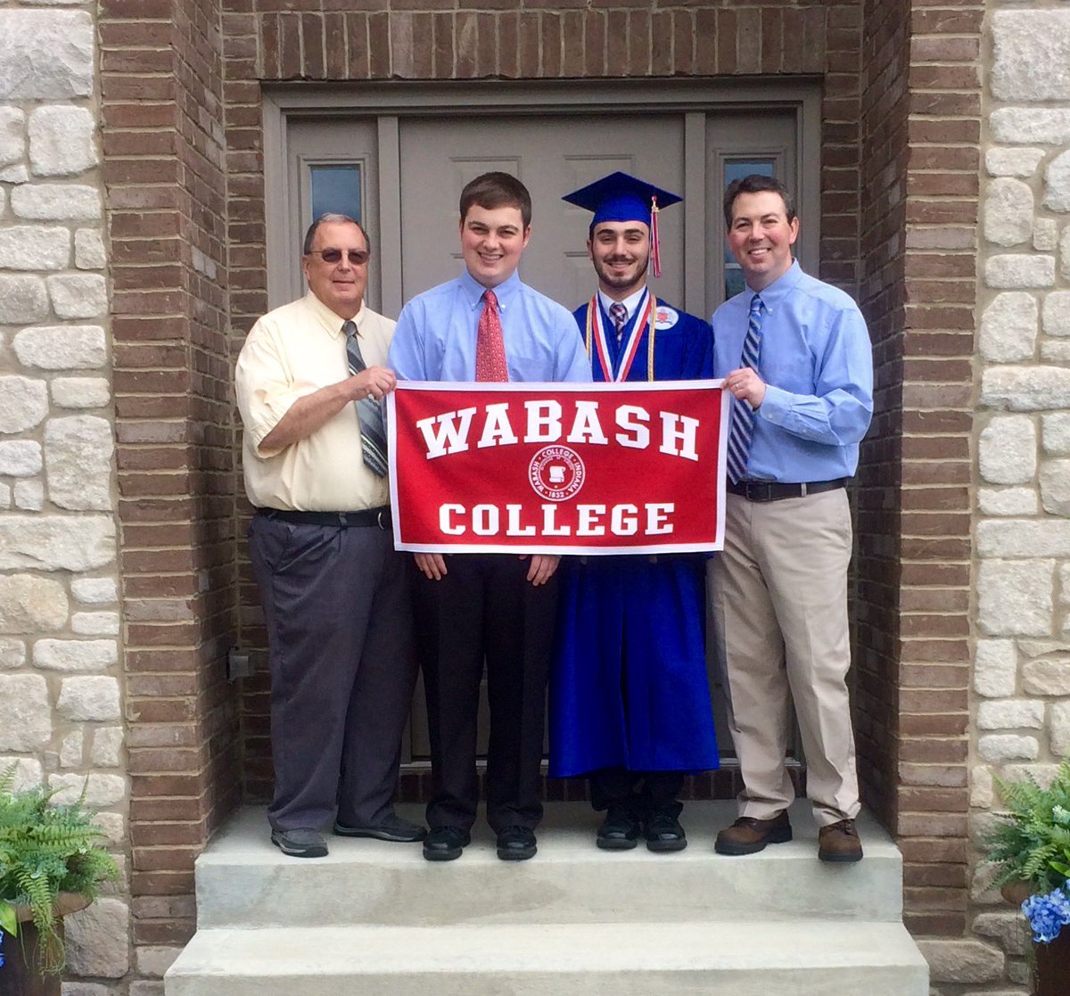 LRudicel's tweet photo. Class of ‘66, ‘92, ‘19 and ‘20 @WabashCollege  #AlwaysWabash https://t.co/7rnqg0sXlJ