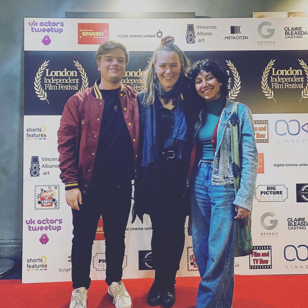 samstoreymusic's tweet photo. Last night at the London Independent Film Festival - awesome to see my music with the big screen, will show you soon what we’ve been up to… https://t.co/YjLdefI8XC