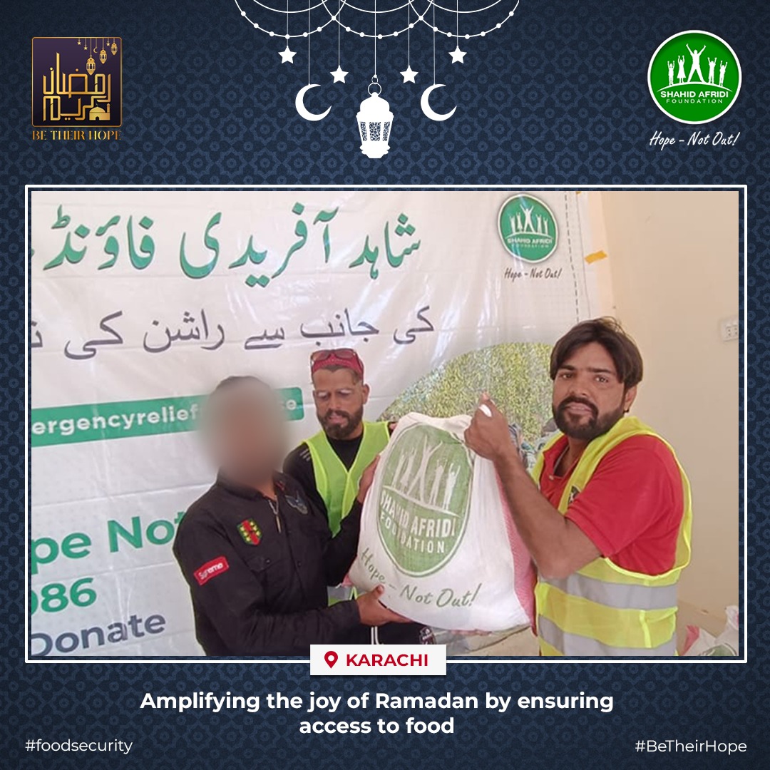 SAFoundationN's tweet photo. Continuing our Ramadan Food Drives with a successful ration drive that facilitated 50 households in Karachi. This drive was part of our #foodsecurity initiative that sought to uplift individuals during Ramadan & ensure #HopeNotOut!
Donate to #BeTheirHope:
https://t.co/wS93lvRhUj https://t.co/CcApYkFs5P