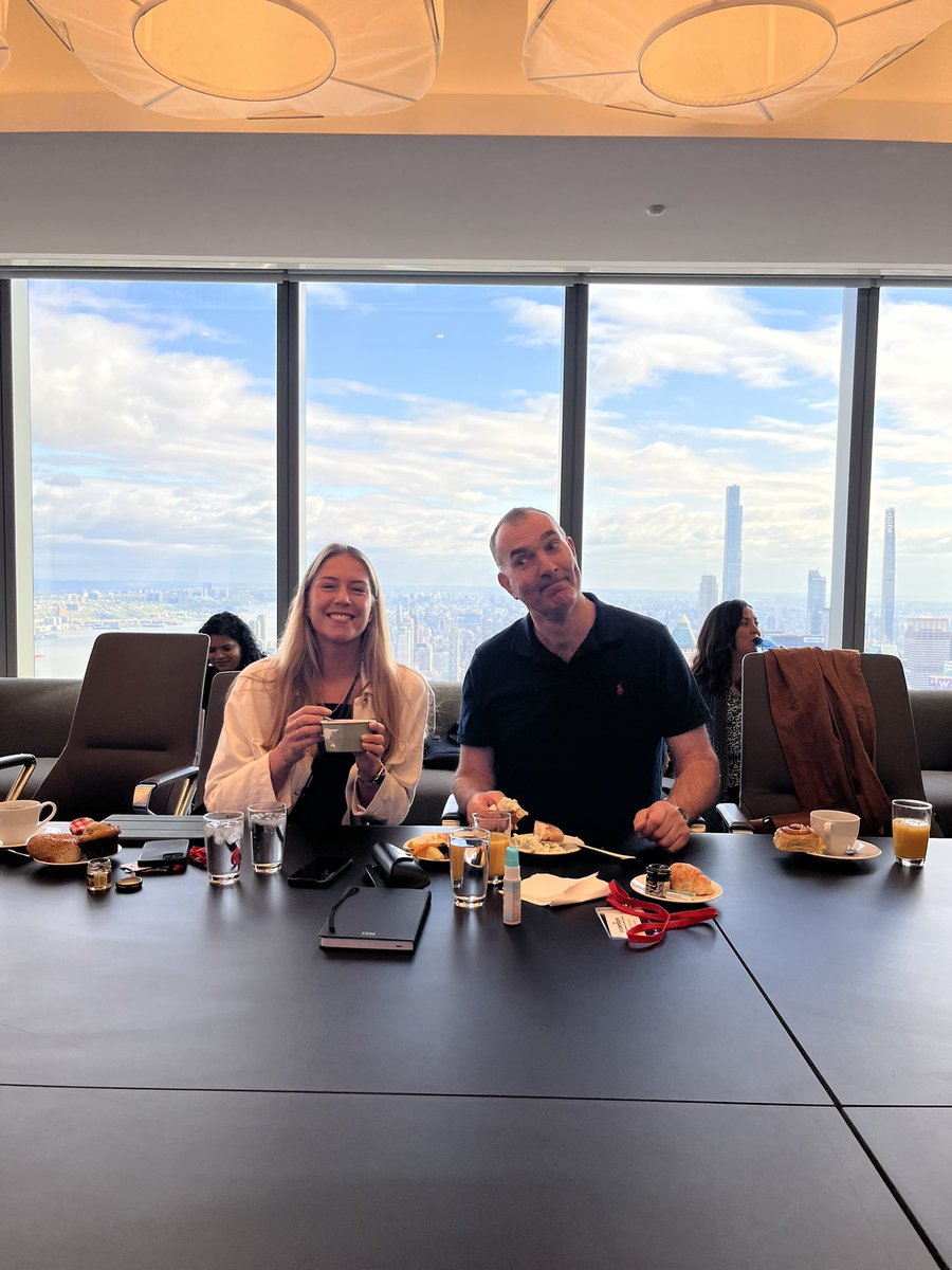 victoriafox6's tweet photo. Another day. Another amazing view blocked by Paul Phillips. This time @bexnun is spoiling it too. #adforumsummit @AARGROUP https://t.co/5ToC3to0xR