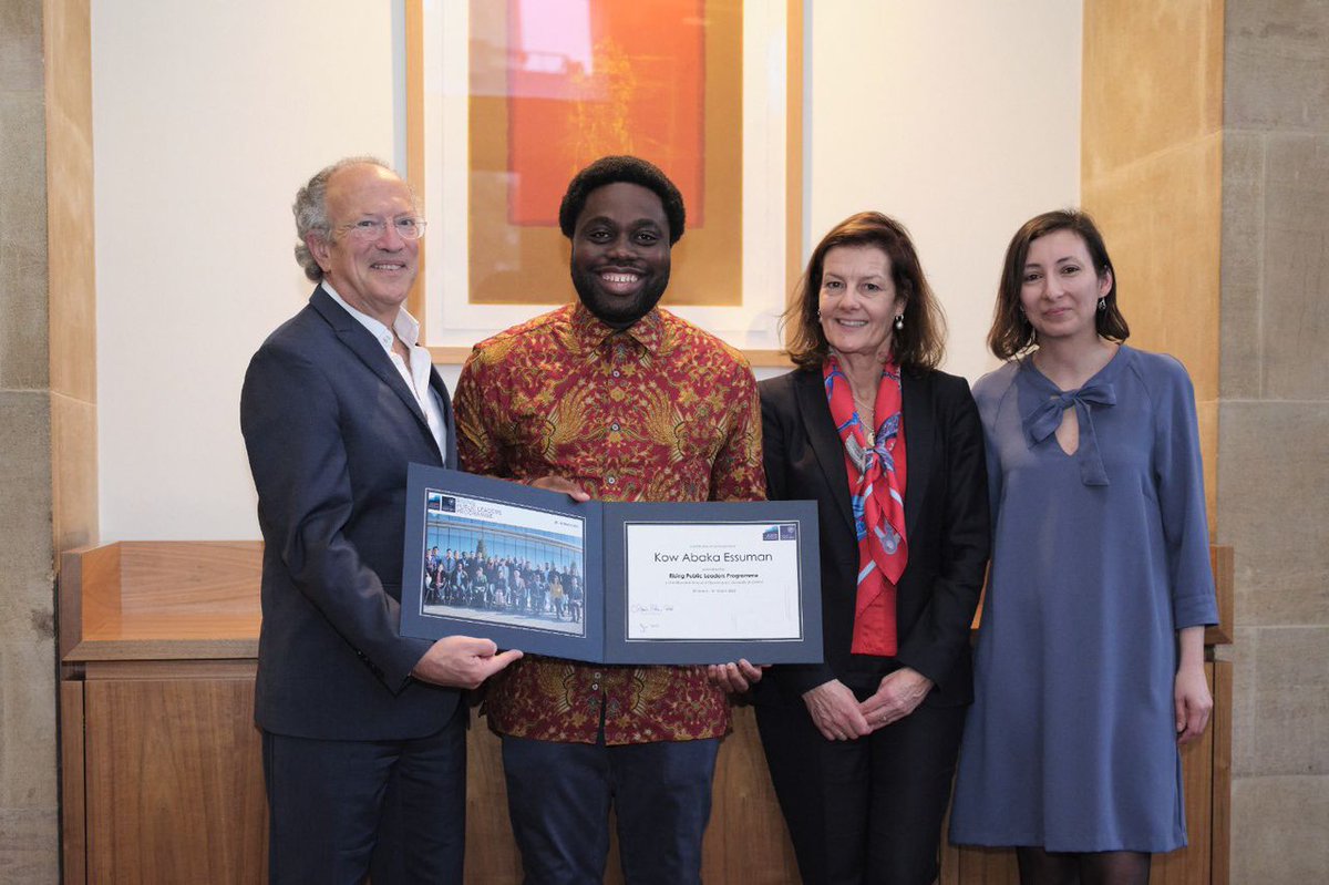 ameyawJnr_2024's tweet photo. #CongratulationsBoss 🥳🎉💎
“I am delighted to announce that a couple of weeks ago I successfully completed the Rising Public Leaders Programme at the Blavatnik School of Government, University of Oxford.” @kaessuman @tv3_ghana @CitiTVGH @thenanaaba @GabbyDarko @PulseGhana @GTV_G https://t.co/nW9qmTtuvU