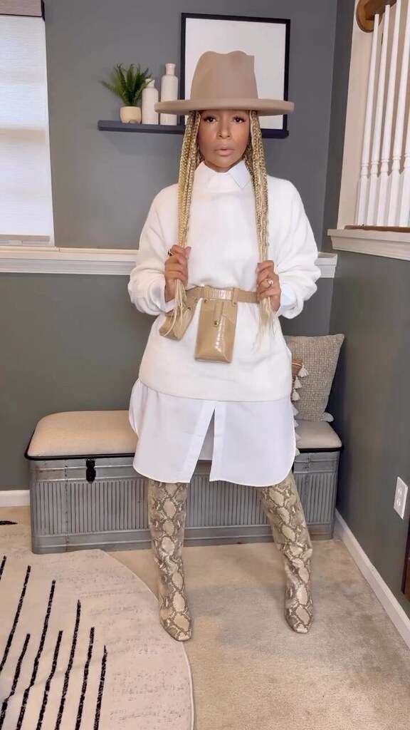 StyleVitae's tweet photo. Slaying the basics! @lastnamestokes proves that a simple white shirt dress can be the foundation for a killer outfit. A must-have item in any fashionista’s wardrobe.

#stylevitae #styleinspiration #stylefashion # https://t.co/Lf0zpGQZNu https://t.co/RWzLAjURjQ