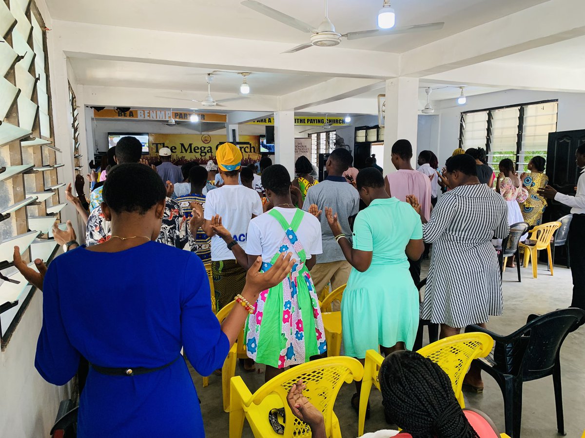QCCDarkuman's tweet photo. We are in awe with the #Lord's faithfulness and #thankful for the supernatural power of the #Blood of #Jesus.
#anagkazoassemblies #attemptgreatthings #sundayservices #yearofbeingthankful
#firstandsecondservice #HeIsRisen #HeIsAlive #blood #WorthyIsTheLamb https://t.co/j5pc21Vjzi