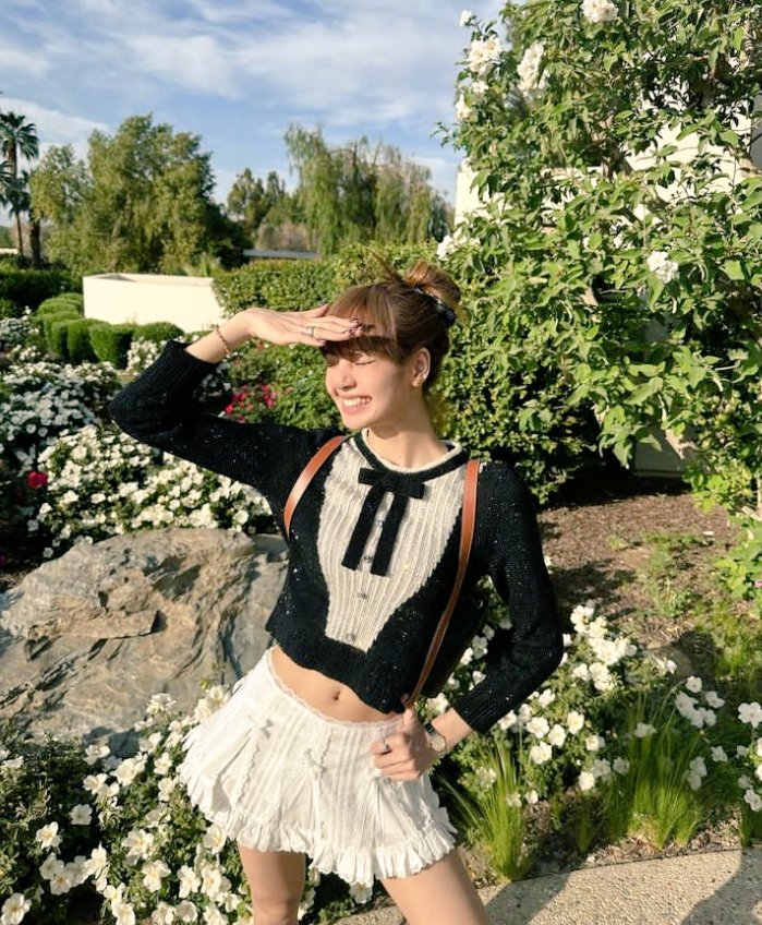 Lisa nın bu look🫠
#lisa