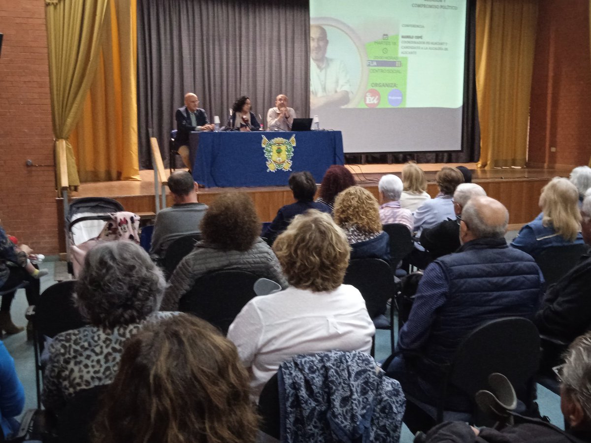 PodemosCallosa's tweet photo. Compartimos con tod@s vosotr@s las imágenes de la charla de ayer con nuestro compañero y cándida a la Alcaldía de la ciudad de Alicante Manolo Copé https://t.co/E1AhTtU6O5