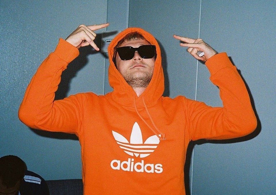 Gnnochii's tweet image. Bon les Valdfans, j'ai fait un drive avec toutes les exclus/bonus/sons ytb :
drive.google.com/drive/folders/…
Dîtes si yen manque ✌🏼