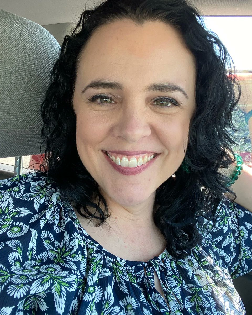 SarahLynneCR's tweet image. Do you have great ideas, but need someone to help you execute them? I provide creative services for writers, speakers and professionals like you. Schedule a call here: buff.ly/3omljAT #christianministry #christianbusiness #christiancreative