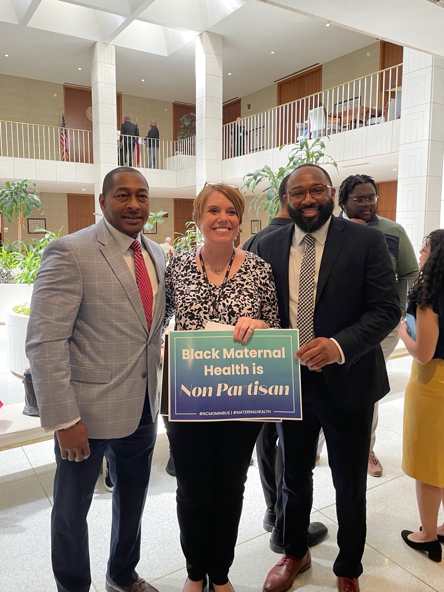 What an energizing morning! Grassroots orgs, health professionals, parents, and advocates from across #NC traveled to the legislature for Black Maternal Health Day of Action &amp; a press conference announcing the 2023 MOMnibus Act. 
<a href="/NatalieforNC/">Senator Natalie Murdock</a> 
@juliefornc 
<a href="/zackhawkinsnc/">Rep. Zack Hawkins</a>