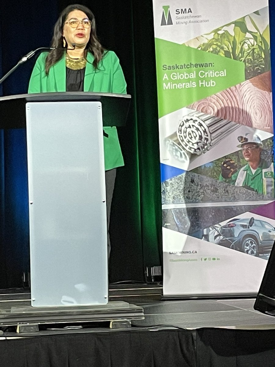 SaskMiningAssoc's tweet photo. Learning more about opportunity for #MSCF2023 participants to be Champions for @wanuskewin to be #UNESCO ready from CEO Darlene Brander #RoadtoUNESCO https://t.co/Z80N9w7wcy