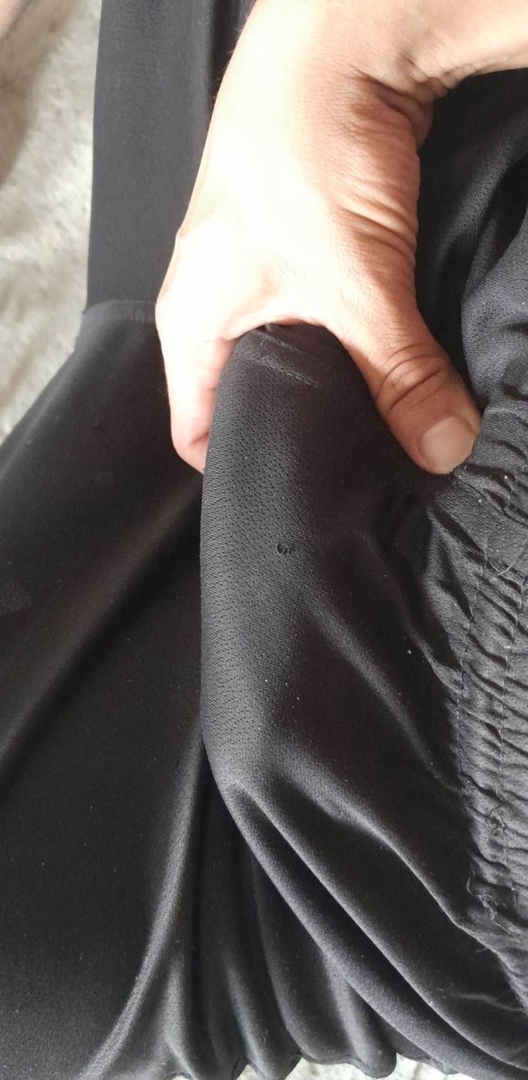 MachosPitudos's tweet photo. Me mamá cuando los chacales tienen así sus pelos!!! Es tan delicioso  sentirlos en las nalgas todas mojadas. 😱😱😈💦💦🍆. RT y comparto video cogiendo 🥰😝💦

#chacales #vergas #heterospack https://t.co/7PJ8v1xaHF