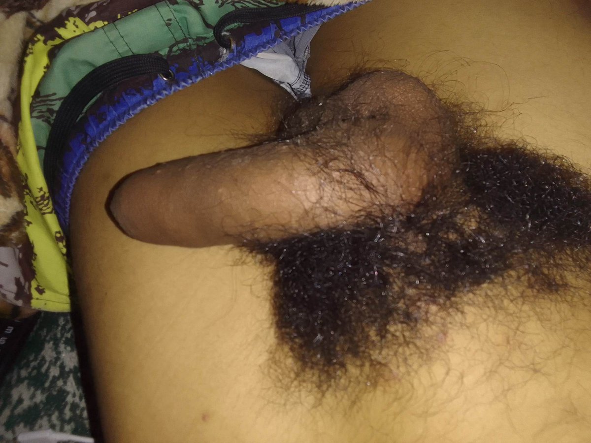 MachosPitudos's tweet photo. Me mamá cuando los chacales tienen así sus pelos!!! Es tan delicioso  sentirlos en las nalgas todas mojadas. 😱😱😈💦💦🍆. RT y comparto video cogiendo 🥰😝💦

#chacales #vergas #heterospack https://t.co/7PJ8v1xaHF