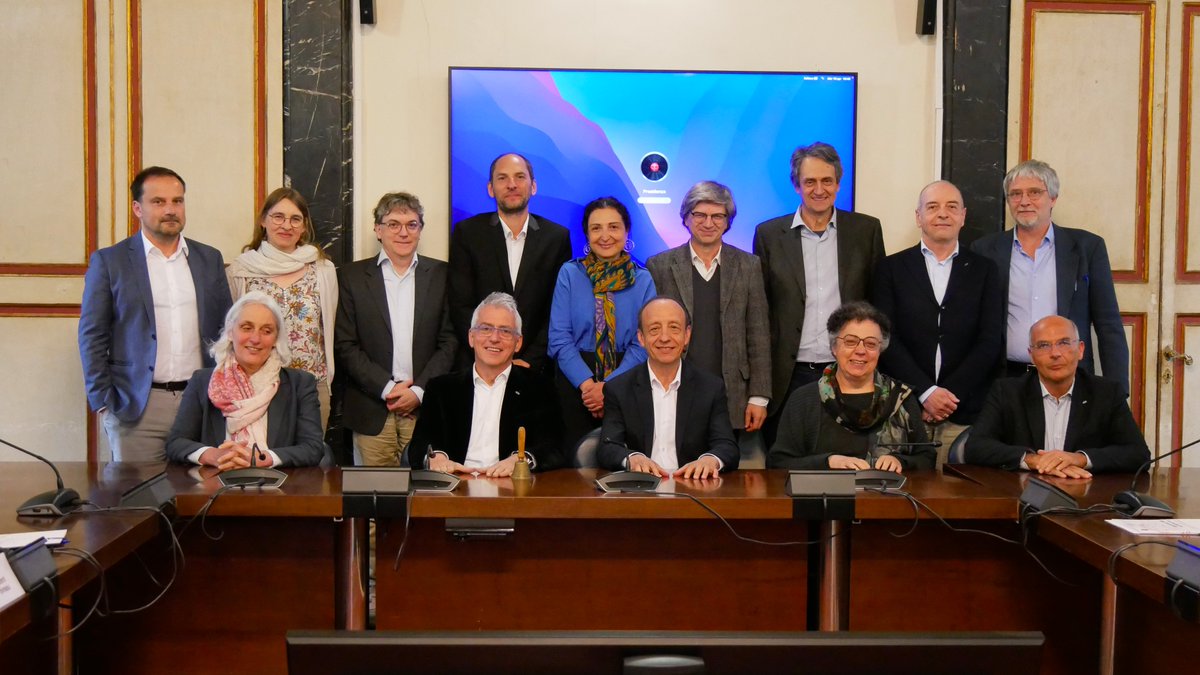 zoccoli_antonio's tweet image. La collaborazione Italia-Francia in fisica fondamentale è solida e vasta. Dal @cern a @DUNEScience, da fisica nucleare e astrofisica, con i progetti #SPES e @KM3NET, fino a #HPC e #QuantumComputing: ieri abbiamo affrontato questo e molto altro nell'incontro @IN2P3_CNRS-@INFN_.
