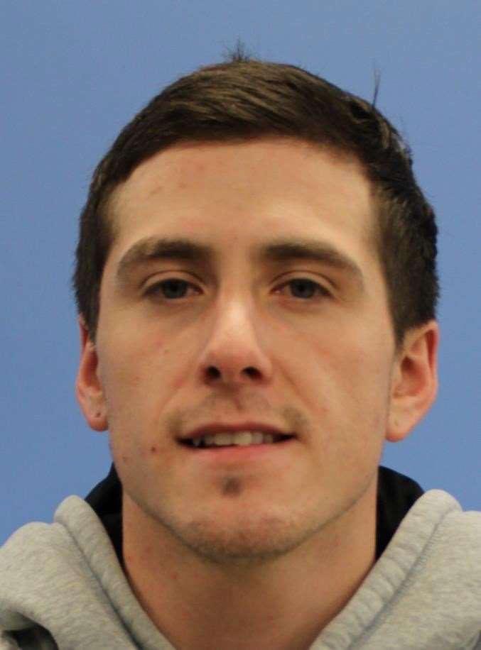 901Lulu's tweet photo. Inmate Brian Francisco Roman (26) has ‘escaped’ from the Cowlitz County Corrections Department in Washington. He impersonated his cellmate that was scheduled to be released on April 17. They handed him a wallet, clothes, and keys that did not belong to him. Then he left. How embarrassing. 🙃