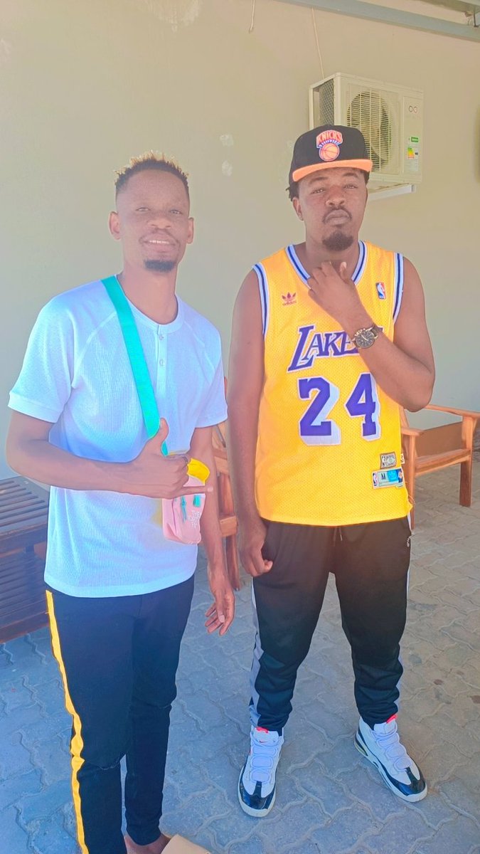 MrDOVE19's tweet photo. I got neo Zambia 🔥 in the building https://t.co/MqLavMpQXD