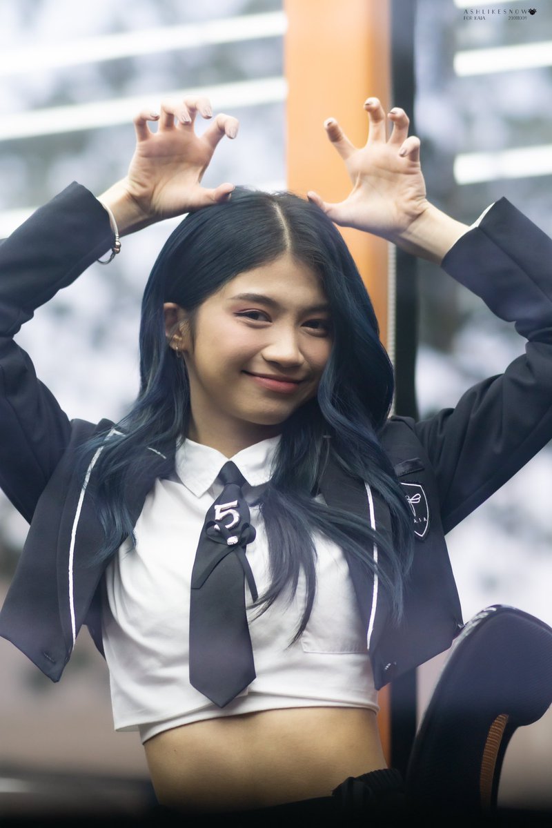 ashlikesnow189's tweet photo. 23.04.19 KAIA CHARLOTTE AT WISHBUS 

@KAIAOfficialPH | @KAIA_Members 

KAIA LETSGO onWISHBUS
#5678byKAIA #KAIAonWishBus #KAIA #KAIA_CHARLOTTE https://t.co/zoKV21ZxVP