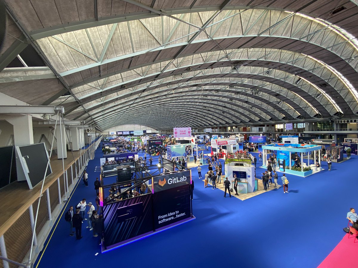 KubeCon Solutions Showcase #KubeCon2023 #KubeConEU #Amsterdam