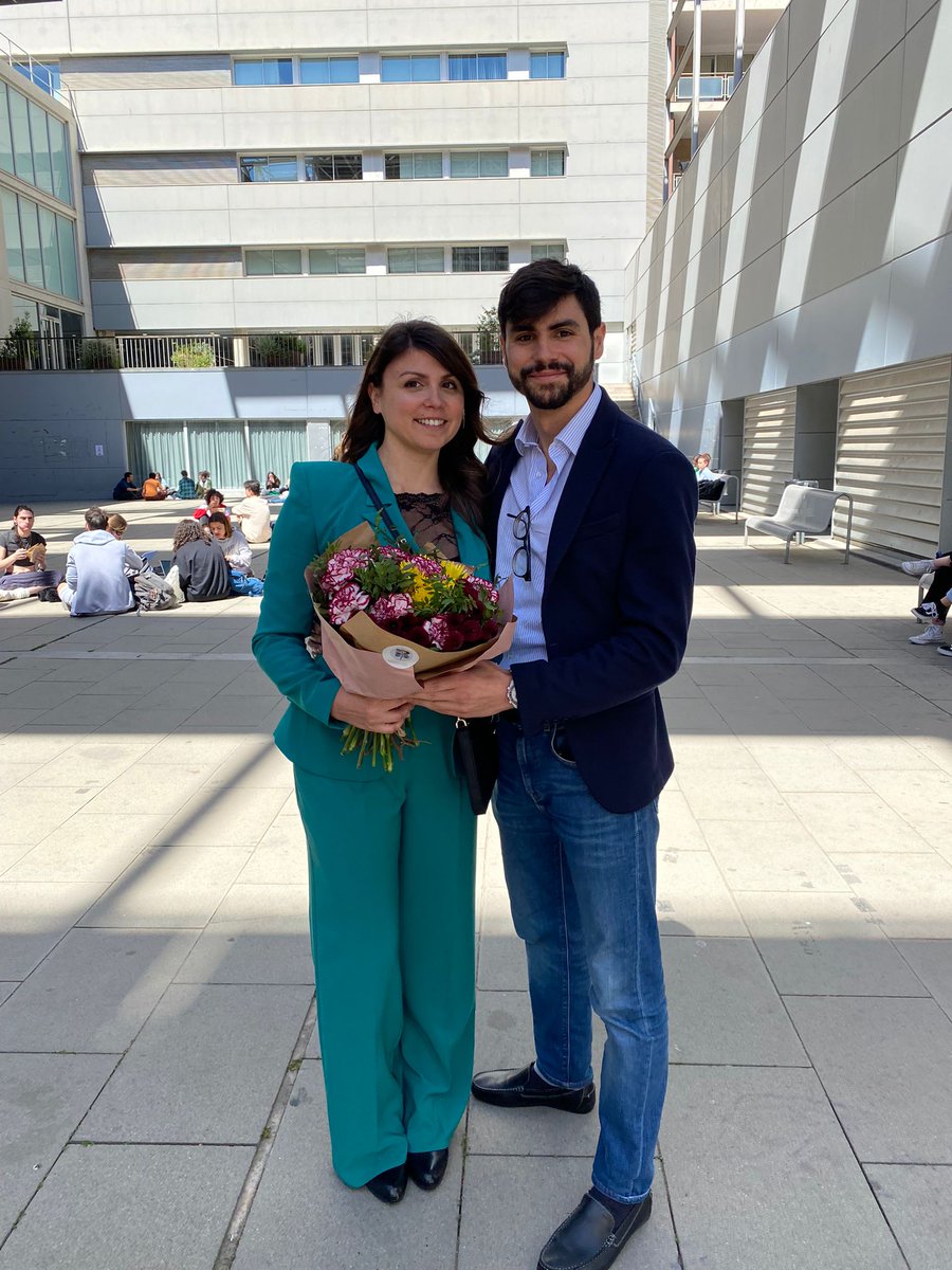 GiuliaFornabaio's tweet photo. Last week, I successfully defended my PhD thesis on the biomechanics of colorectal carcinoma progression 🧫🔬👩‍🎓

It has been incredibly rewarding to discuss the results I obtained over my PhD with such a great defence jury: @MartinezLabIBEC, @ma1andrea and Dr. Caballero. https://t.co/HKuD0NBdpR