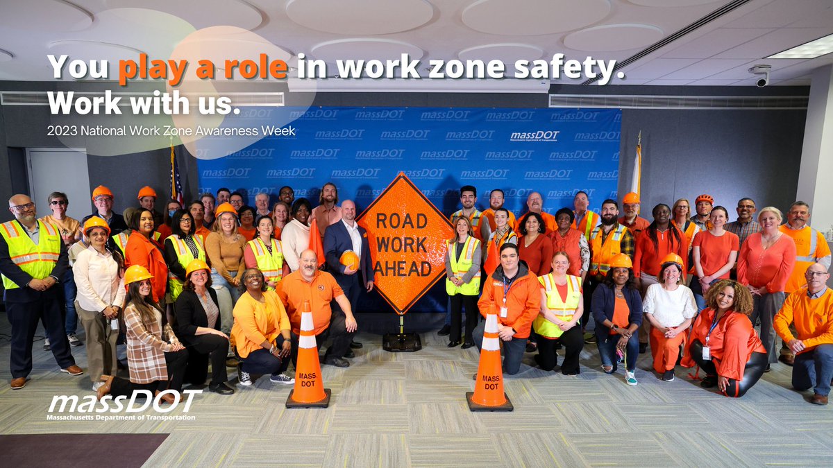 MassDOTSafety's tweet image. Happy #GoOrangeDay!🦺👷‍♀️ 

Today, we&apos;re joining the nation in wearing orange to promote safety for work zone personnel.

Check out our @MassDOT HQ team in their orange to show support for #SafeWorkZonesForAll ⬇️