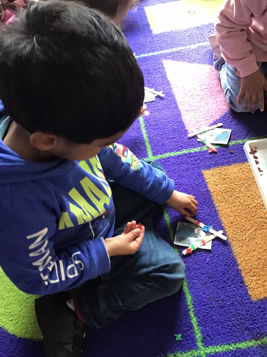 StBernsPrimary's tweet photo. We have been learning all about St Bernadette in nursery today #feastday #classsaint #stbernsRE https://t.co/iw7GMBe2xN