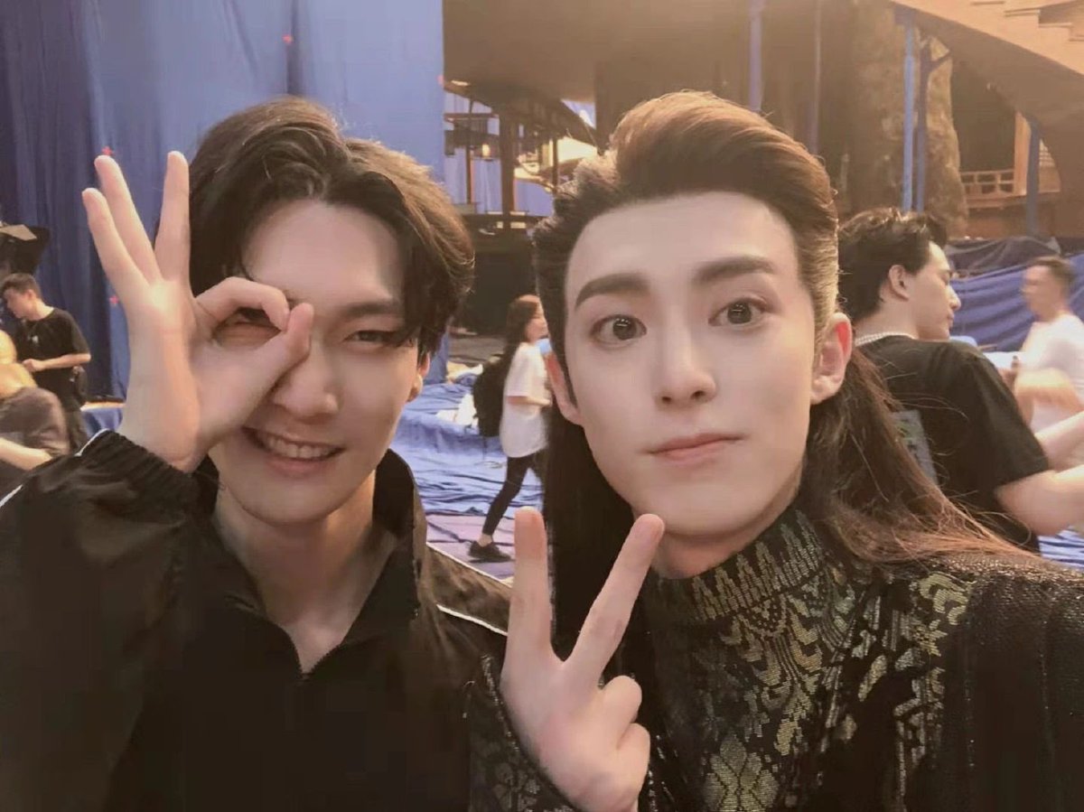wanghedipics's tweet photo. dylan best boy 💜 he’s been nothing but good to people around him, so the more ugly tricks antis try to pull on him, the more people will be standing up for him

#王鹤棣 #WangHedi #DylanWang https://t.co/0LaFvizfKR