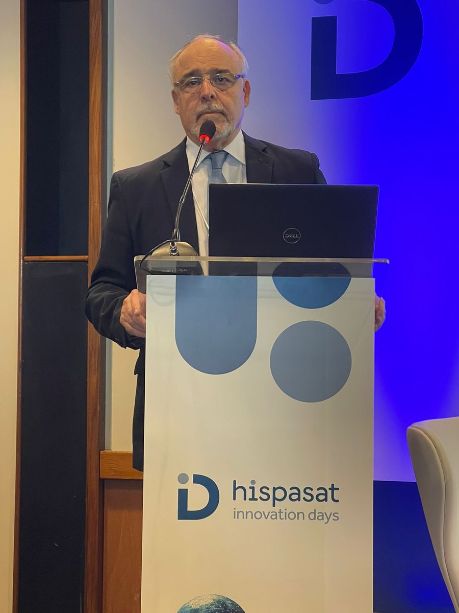 Hispasat's tweet photo. Clovis Baptista, presidente da Hispamar, na abertura do @Hispasat Satellite Innovation Day Rio 2023!!! 🛰️📡
#HispasatInnovationdays
#HSID2023
#teamHispasat
#Hispamar https://t.co/7carjyBjqm