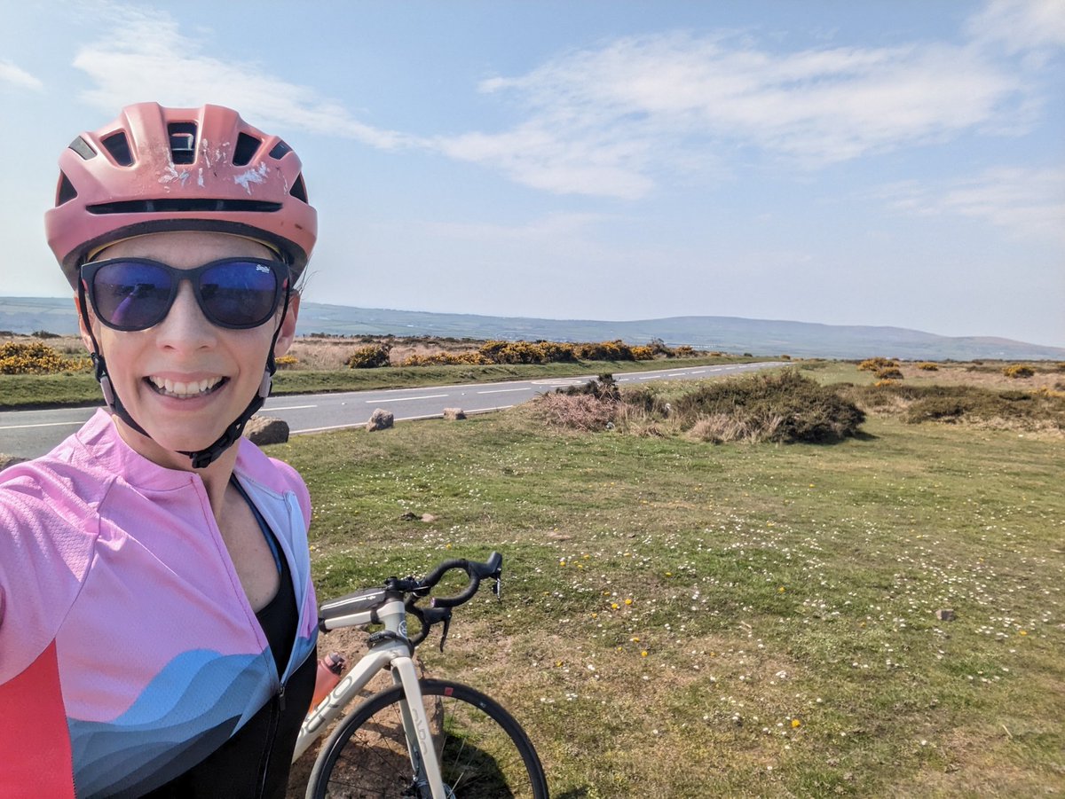 KellieBatman's tweet photo. Always love a day off enjoying the sunshine to empty out my #stressbucket

#StressAwarenessMonth #stressmanagement #surgicaltraining  #worklifebalance #copingstrategy https://t.co/FNSg4mAoCO