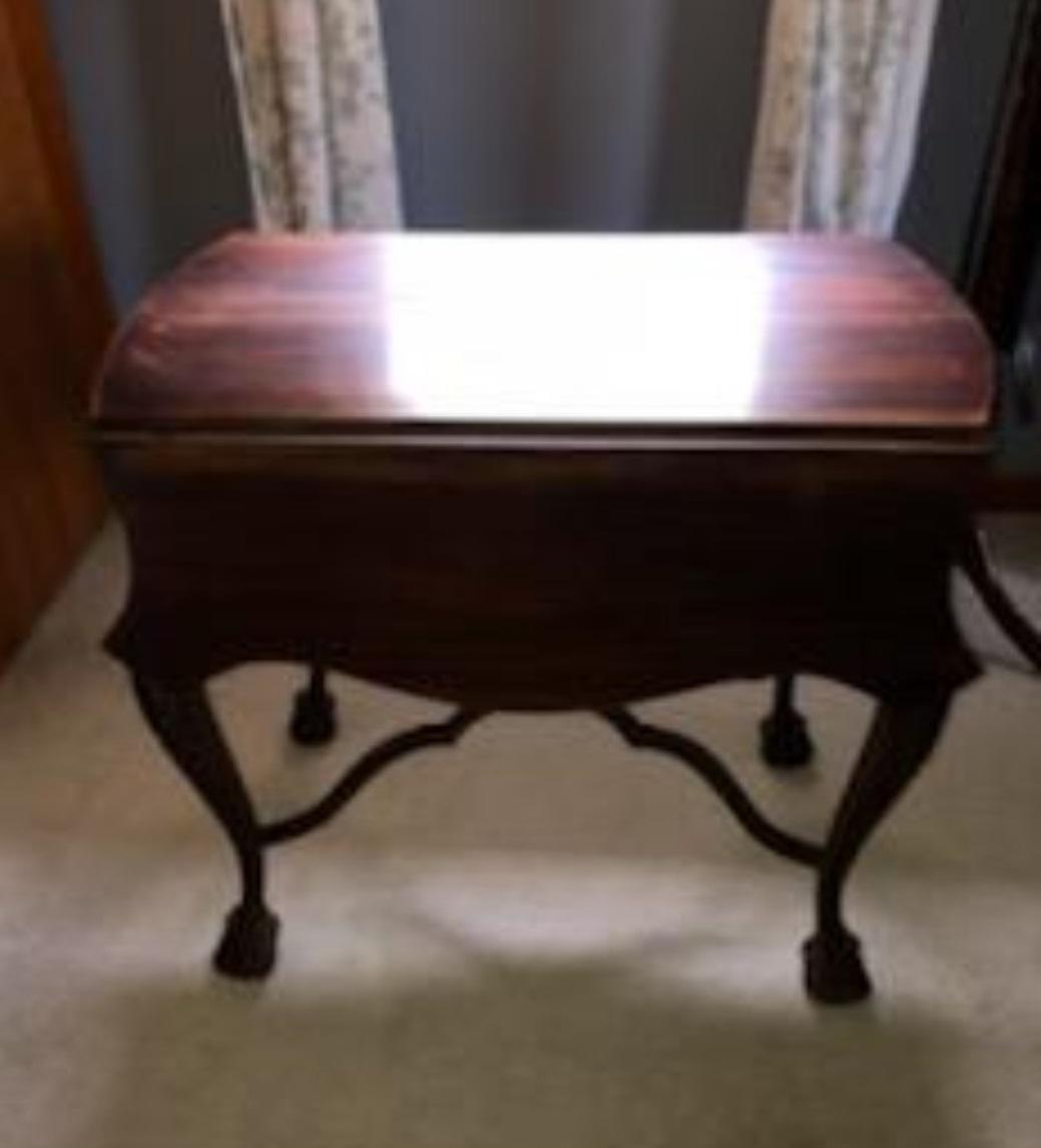 FriendInc's tweet photo. Check out Kristin Santangelo's incredible finished Furniture Flip. This beautiful piece will be auctioned off next Saturday at the Benefit Auction on April 29th! Help Kristin win the challenge by donating or buying tickets to the auction at https://t.co/RVdZEGHzED. https://t.co/LO7exq2iOl