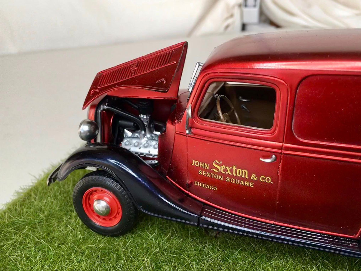 RevellGermany's tweet photo. 37 Ford Panel Delivery Truck in scale 1:25 built by Rob Smith.
#revellgermany #scalemodel #discoverrevell #modellbau #revellkit #modelkit #37fordpaneldeliverytruck #fordtruck #customcars https://t.co/MuY7kS8J5R