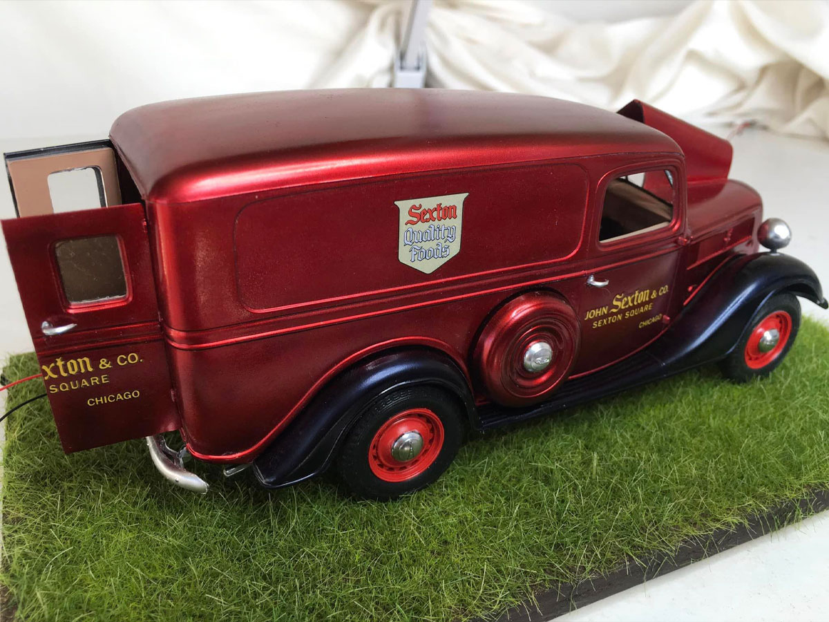 RevellGermany's tweet photo. 37 Ford Panel Delivery Truck in scale 1:25 built by Rob Smith.
#revellgermany #scalemodel #discoverrevell #modellbau #revellkit #modelkit #37fordpaneldeliverytruck #fordtruck #customcars https://t.co/MuY7kS8J5R
