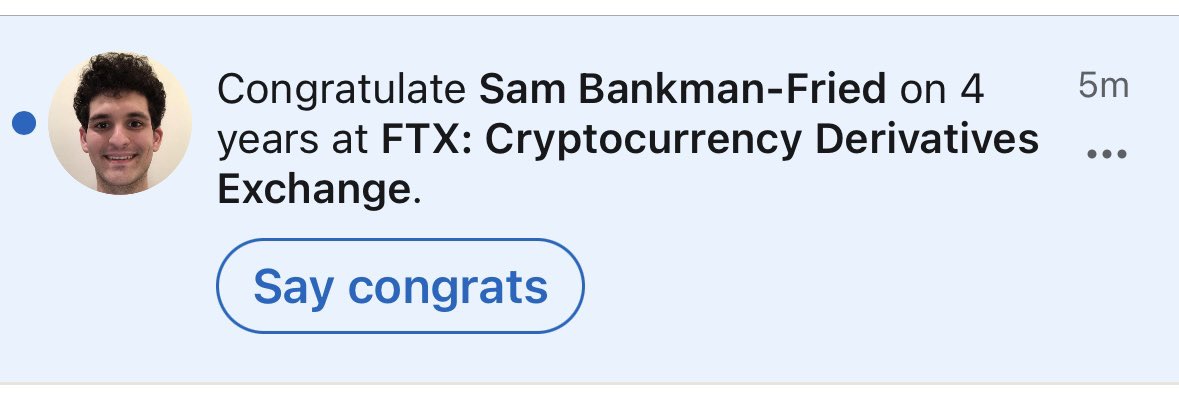 _LukeWarmMilk's tweet photo. Gotta love LinkedIn notifications https://t.co/mWKhtDcSDn
