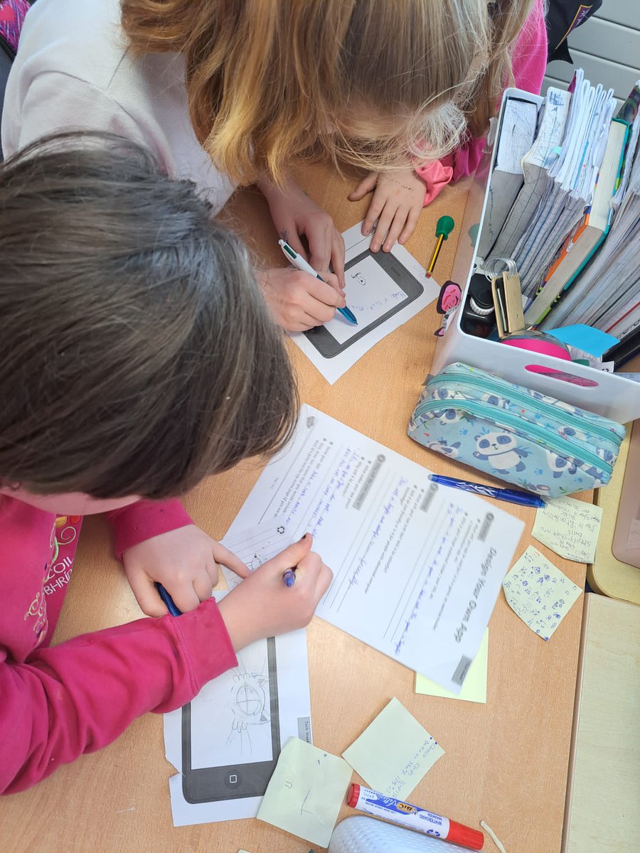 SBCrosshaven's tweet image. 4th class are designing their own apps for Tech Week #techweek2023