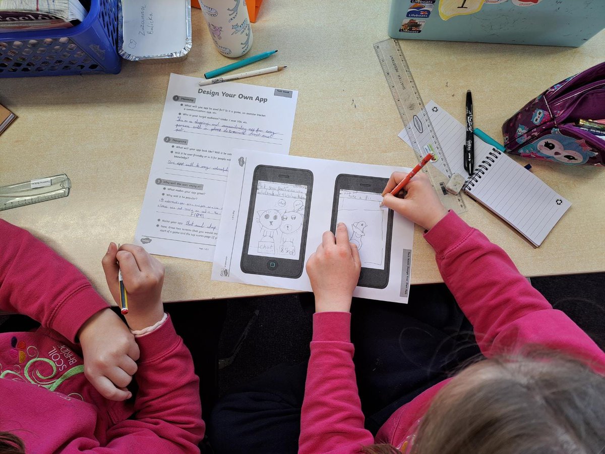 SBCrosshaven's tweet image. 4th class are designing their own apps for Tech Week #techweek2023