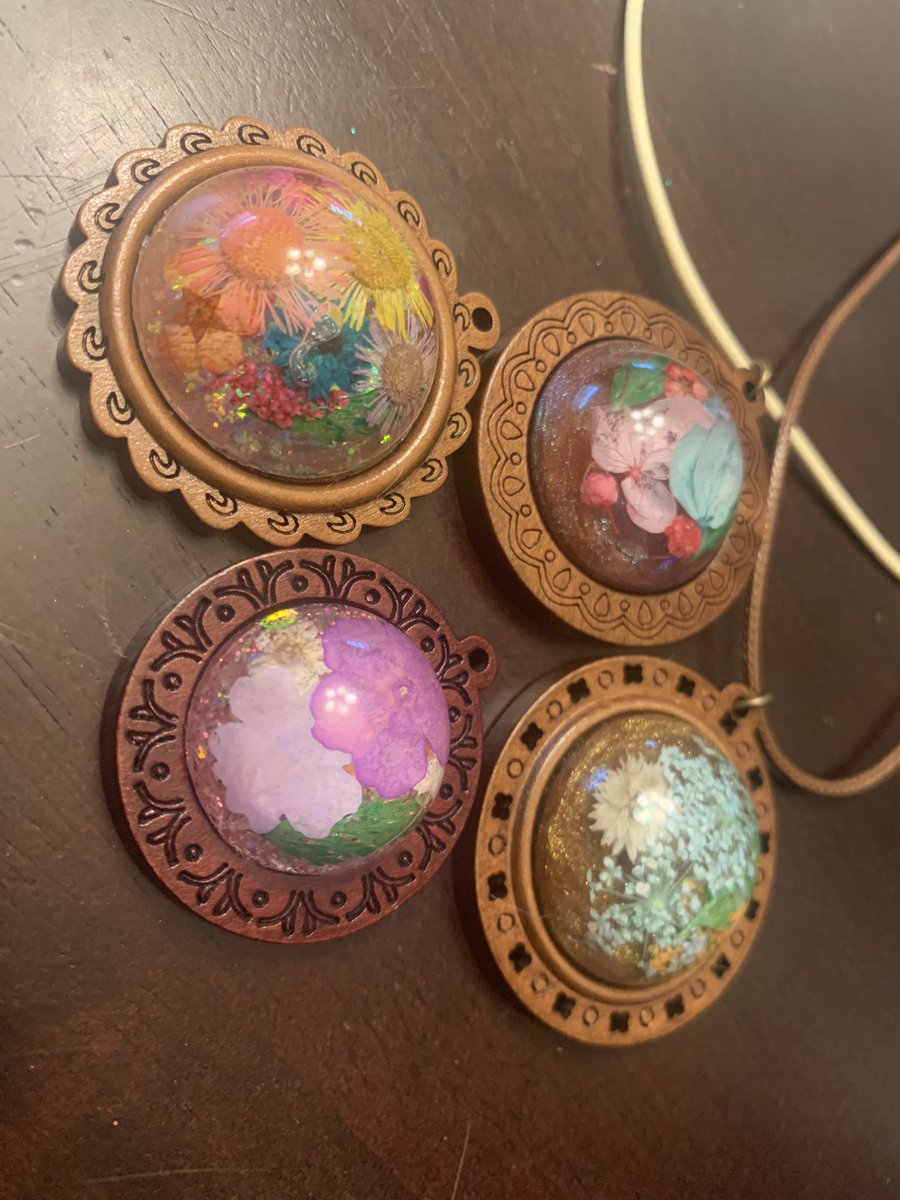 Who loves hand made cabs?! I sure as heck love making them!
Where are all my cab lovers?