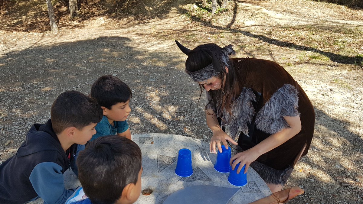 escolaelshorts's tweet photo. Hem continuat la nostra aventura a la natura. Ha estat genial!
#colonies
#ElCollell
#gaudimalanatura https://t.co/247ptQjA4T