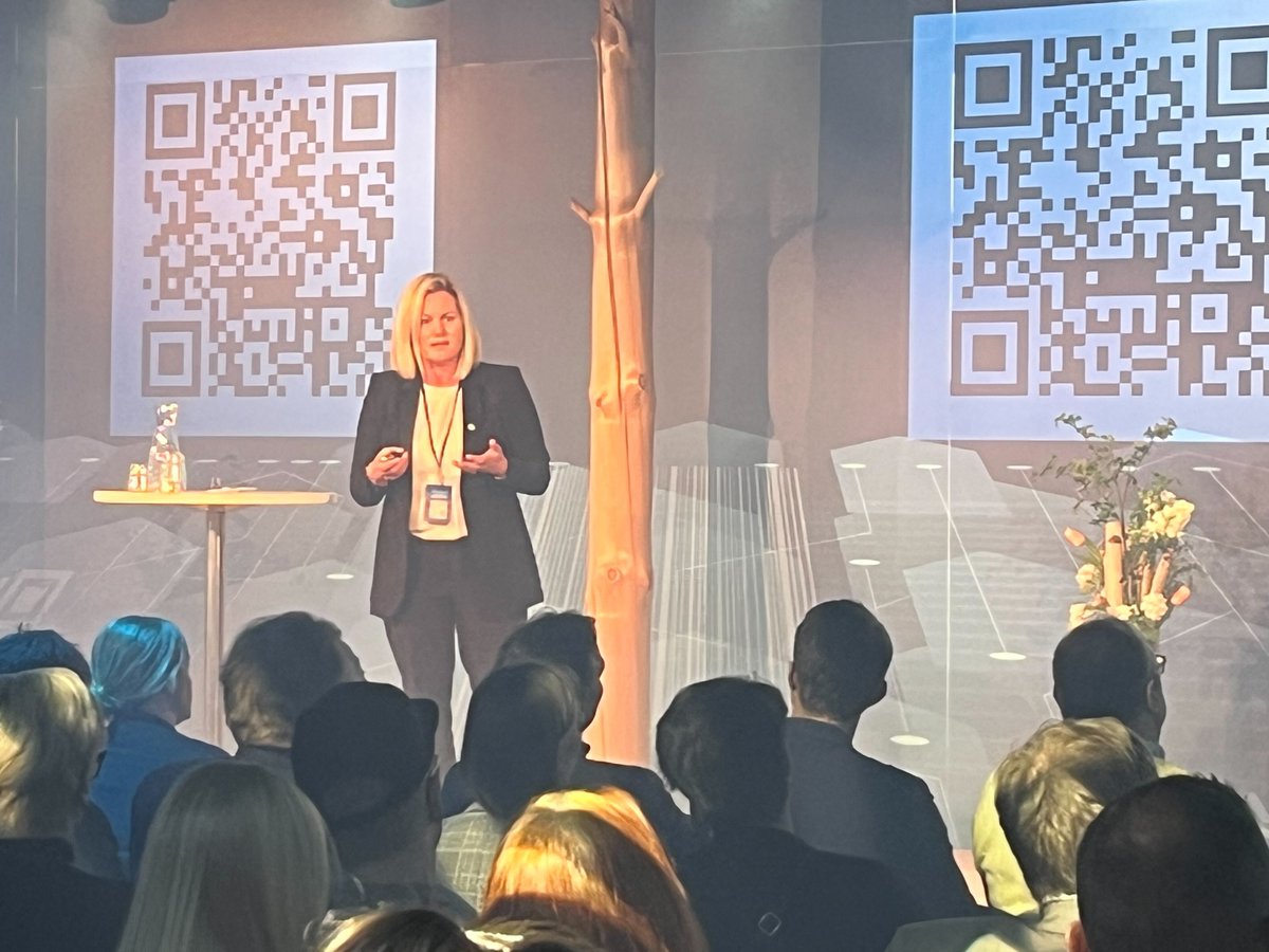 Food Data Summit on edennyt @Bordbia´n Linda Madiganin puheenvuoroon, jossa hän kertoo Irlannin ruokaviennin menestystarinasta ja #OriginGreen -vastuullisuusohjelmasta.

#FoodDataSummit #FoodDataFinland #Ireland