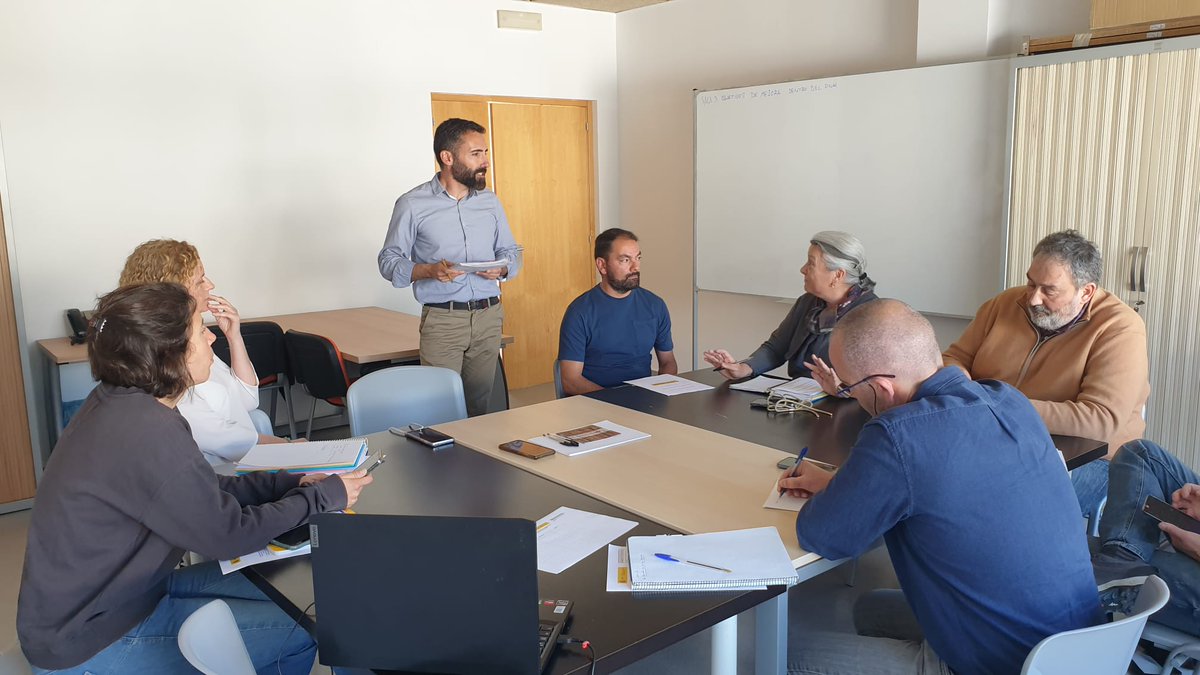 CETEMAS's tweet photo. Seguimos con  la Reunión del GT nacional de #MejoraGenetica del género #Pinus 🌲🌳
Hoy discusión y previsión de acciones a corto y medio plazo en el marco del Plan Nacional de Mejora Genética #Forestal #PNM: 
➡️Posibles ensayos, Fenotipado y genotipado, objetivos de mejora. https://t.co/bl3Rgzoagx