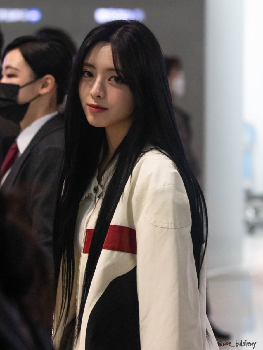 doffllly's tweet photo. We would like to ask JYPE to take serious actions regarding this matter and have ITZY security to increase we would not want something to happen for them and their privacy to keep on being invaded by anyone. 

PROTECT YOUR ARTISTS!

#PROTECTITZY @jypnation @ITZYofficial https://t.co/4VHfxQso5P