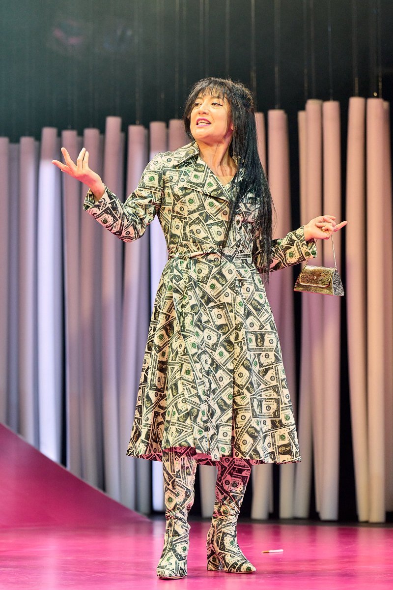 LyricHammer's tweet photo. #TheGoodPersonOfSzechwan is a Lyric Hammersmith Theatre, @weareETT and @crucibletheatre co-production, commissioned by ETT.  

By Bertolt Brecht
Translated by @NinaSegal
Directed by @acylau
Designed by @GLowedesign
Lighting design by Jessica Hung Han Yun
Composed by @deejwalde... https://t.co/d8biKZe3bx