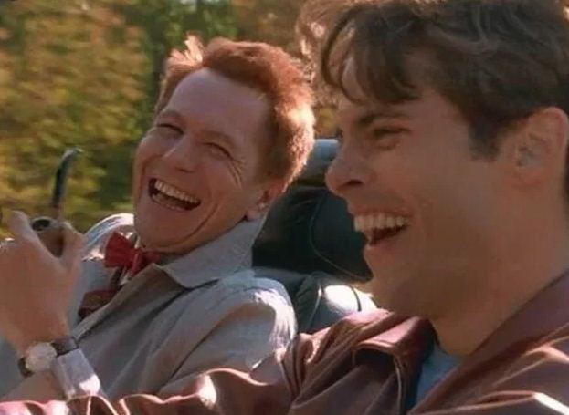 - Оло, ххлы, пока вы готовите контрнаступ в твиттере, Путин шурует раскалённой кочергой прямо у вас в жопе
- Ахах, тупая вата, это не Путин шурует, это шурует двойник - Банкетный
-А, ладно)