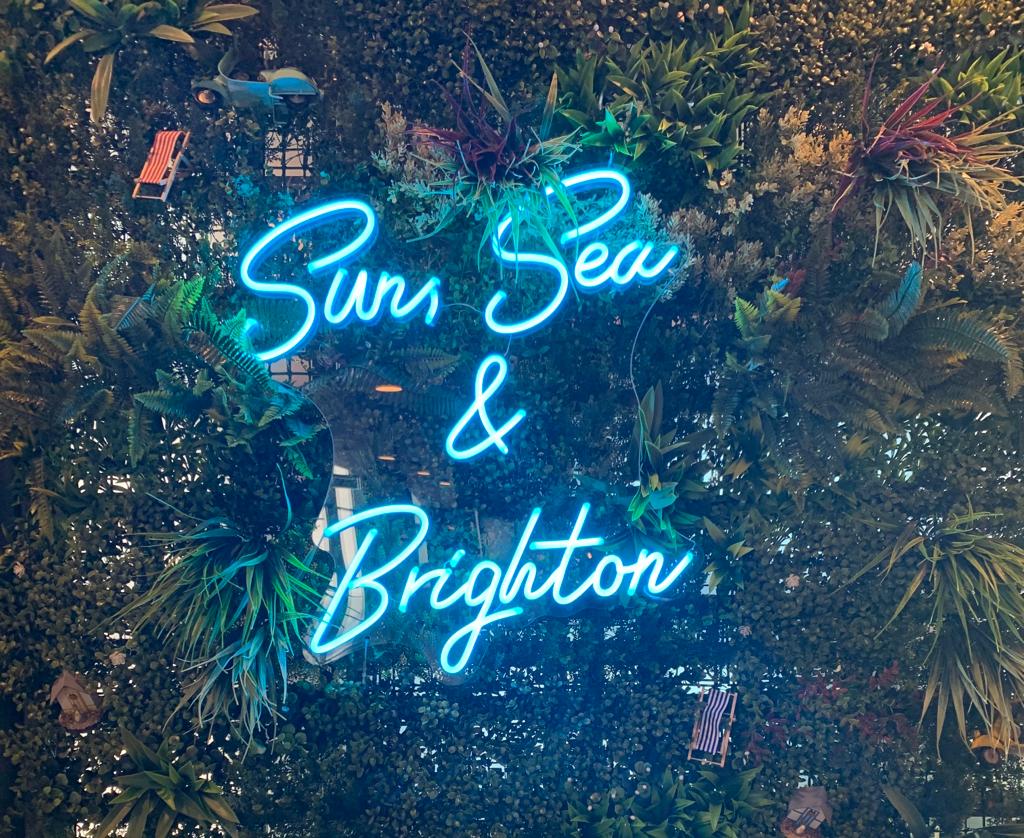 glowmetrics's tweet image. So excited to be at our very first #BrightonSEO 
Kicking off the week with some amazing training sessions on #AdvancedPPC &amp;amp; #InternationalSEO.

It&apos;s like #Coachella but for #SEOs 😎