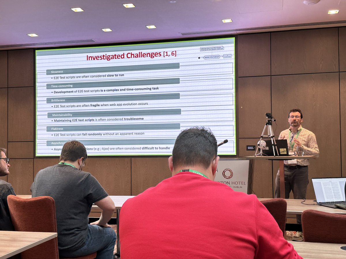 One of the best paper award winners talks is currently going on in Grand Canal.