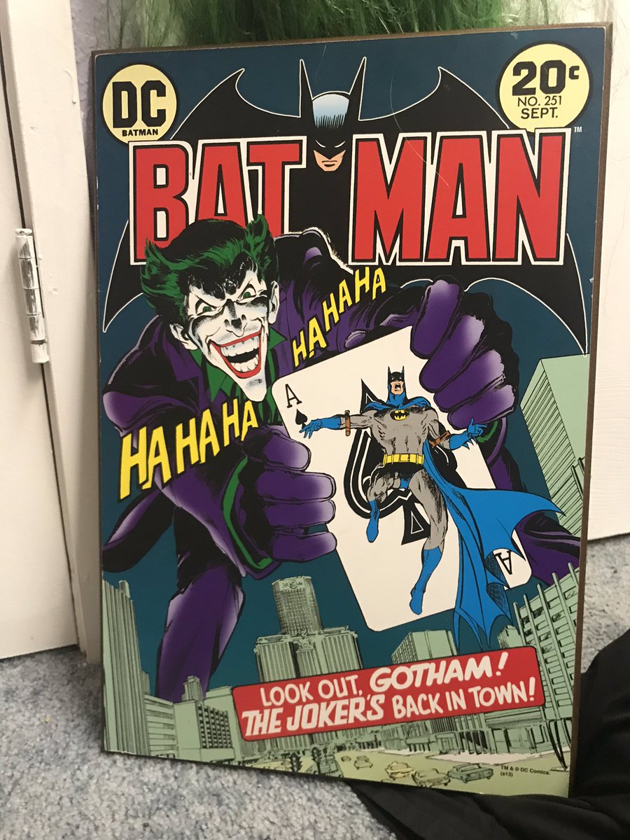 SwaggyPhan0's tweet photo. My SIS is wild... got this for me, legit said, “I couldn’t NOT buy it, it’s too you!” 😂 #SisterRules #Joker #WhySoSerious #BFF #godess https://t.co/WTXU1PCnO2