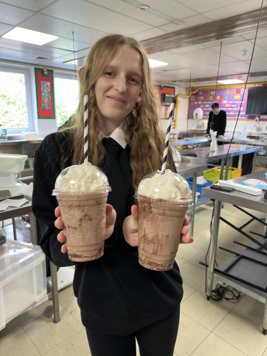 BeeslackHE tweet media