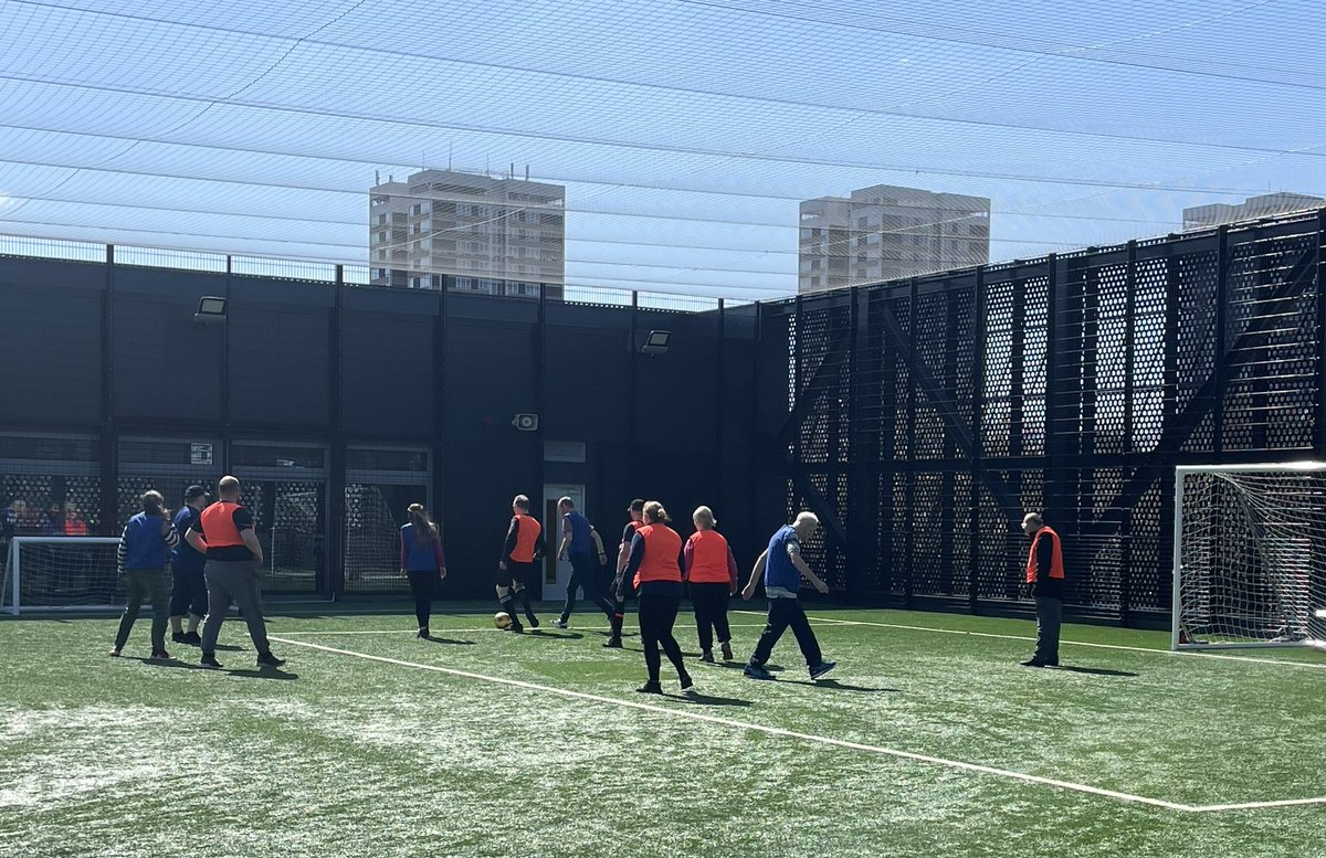 Big thanks to @HeadwayTyneside and @NU_Foundation for the opportunity to watch their #walkingfootball session today. A great demonstration of #inclusion and #powerofsport ! @SintonsLaw