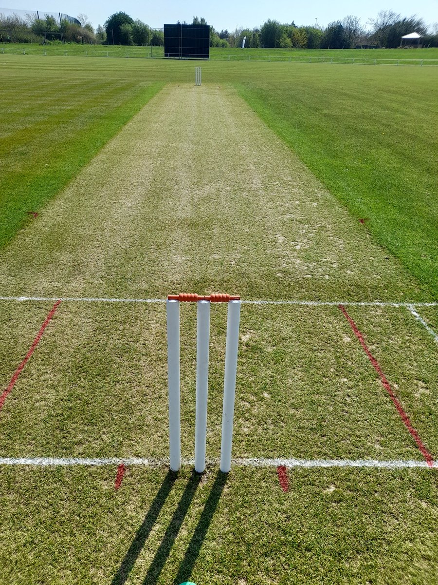 lordburt1974's tweet image. Had the @Sunriserscrick in for some cold weather #middlepractice #opennet #scenariocricket #rangehitting call it what you will today, good to have something going after a washout the weekend.